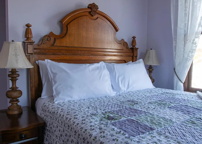 The Pearl Inn Bed And Breakfast