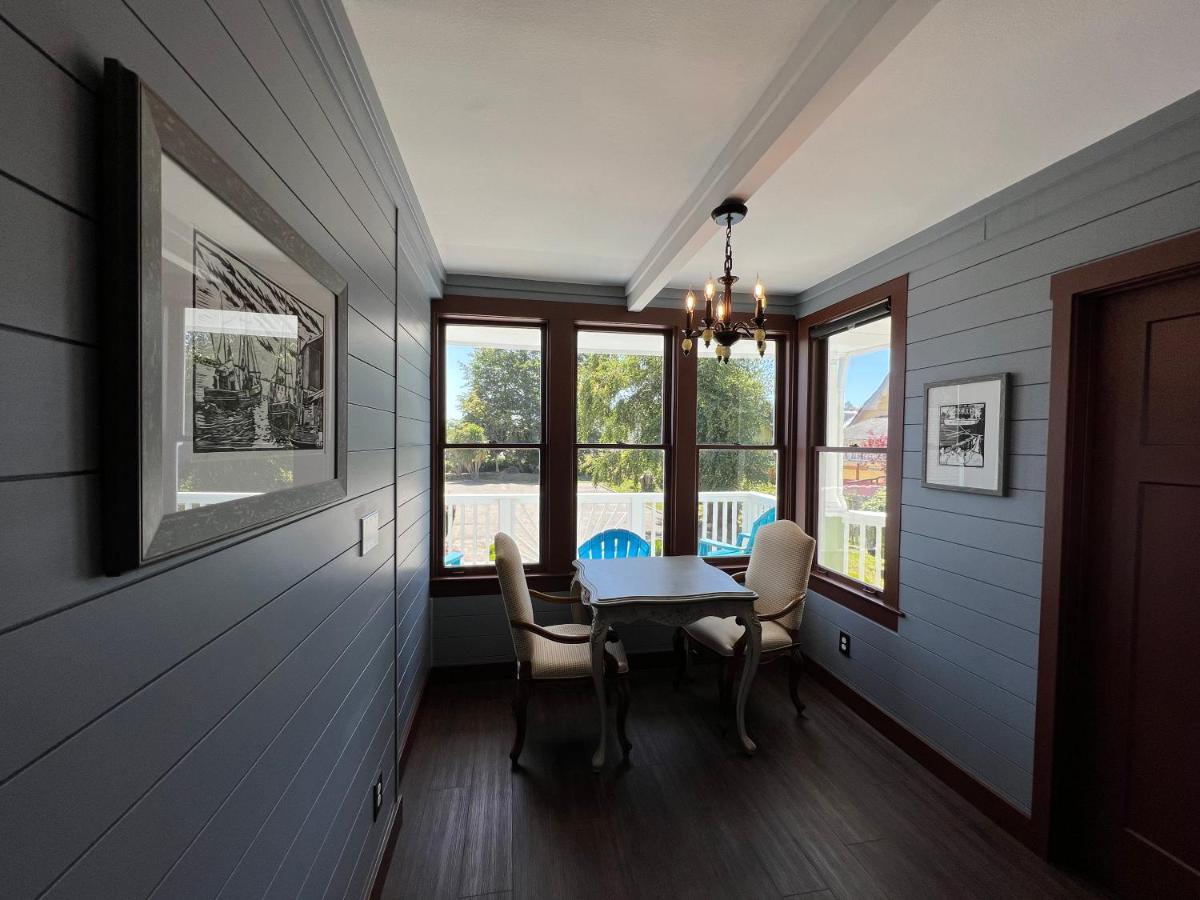 The Pearl * Ilwaco